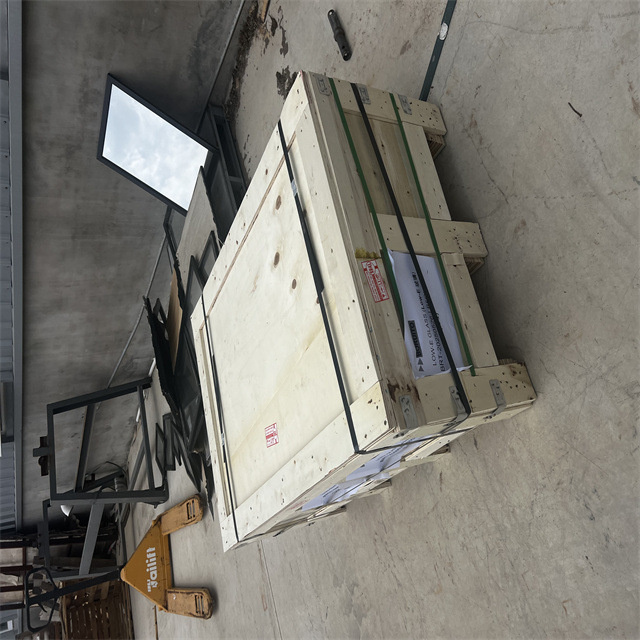 Four-Sided Double-Sided Precision Film Removal Single Piece Low-E Energy-Saving Small Glass Suitable for Glass Bricks and Electrical Appliances Glass