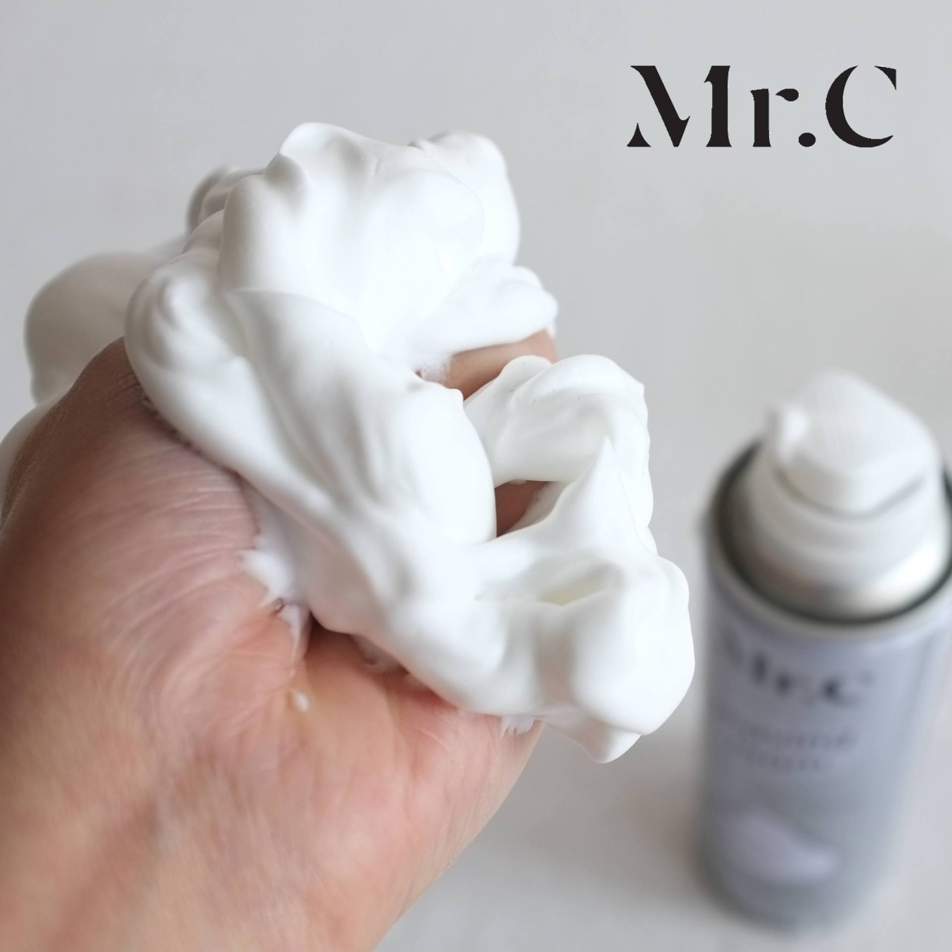 Customized Men's Shaving Foam 110ml Dense Manual Shaving Foam Spray Refreshing Softening Beard Shaving Cream