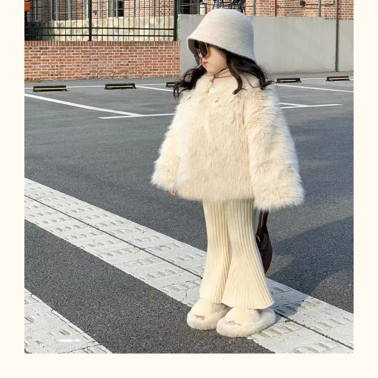 New Girls' Fleece-Lined Thick Coat, New Chinese Style Autumn and Winter Children's Coat, Faux Fox Fur Versatile Stylish Fur Cotton Coat