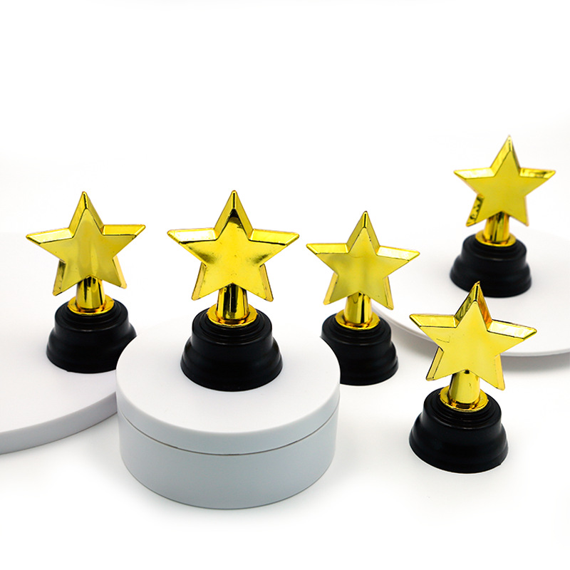Kindergarten Kidsren's Trophy Five-Pointed Star Small Trophy Customized Dance Competition Award Creative Plastic Star Trophy