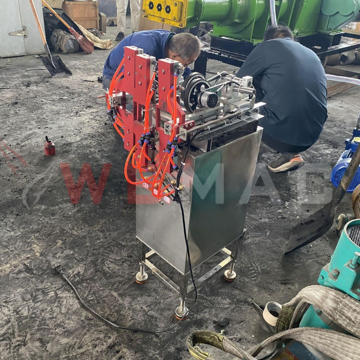 Carbon Rod Cutting Machine Mechanized Carbon Rod / Charcoal Rod Cutting Flat Cut Industrial Grade High-Efficiency Cutting Equipment