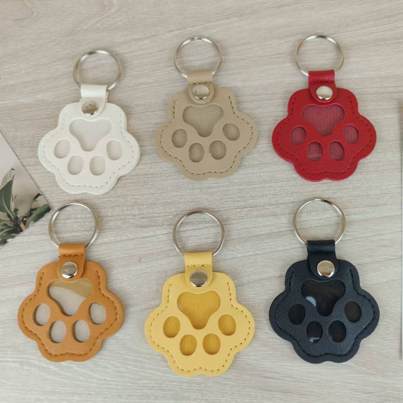 Manufacturer's Ready-Made Creative Dog Paw Print Cat Paw Pet Keychain Pendant Transparent Can Hold Photos Pet Peripherals