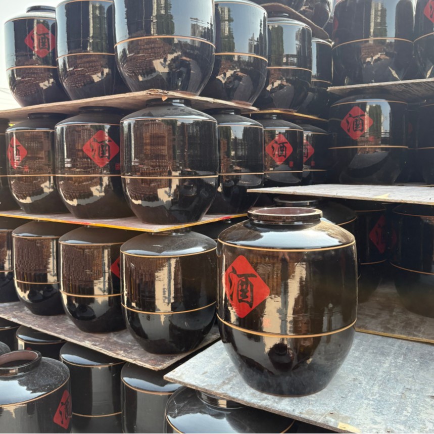 Black Glazed Wine Jar with Engraved Ceramic Wine Vat, 50kg, 100kg, 200kg 150kg