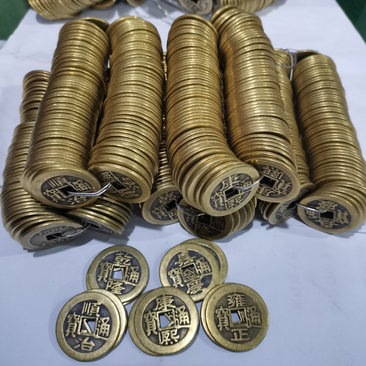 Оптовая медная продукция Tengda латунные 2.8 медные монеты утолщенные чистая медь 2.3 монеты пяти императоров антикварные желтые толстые медные монеты