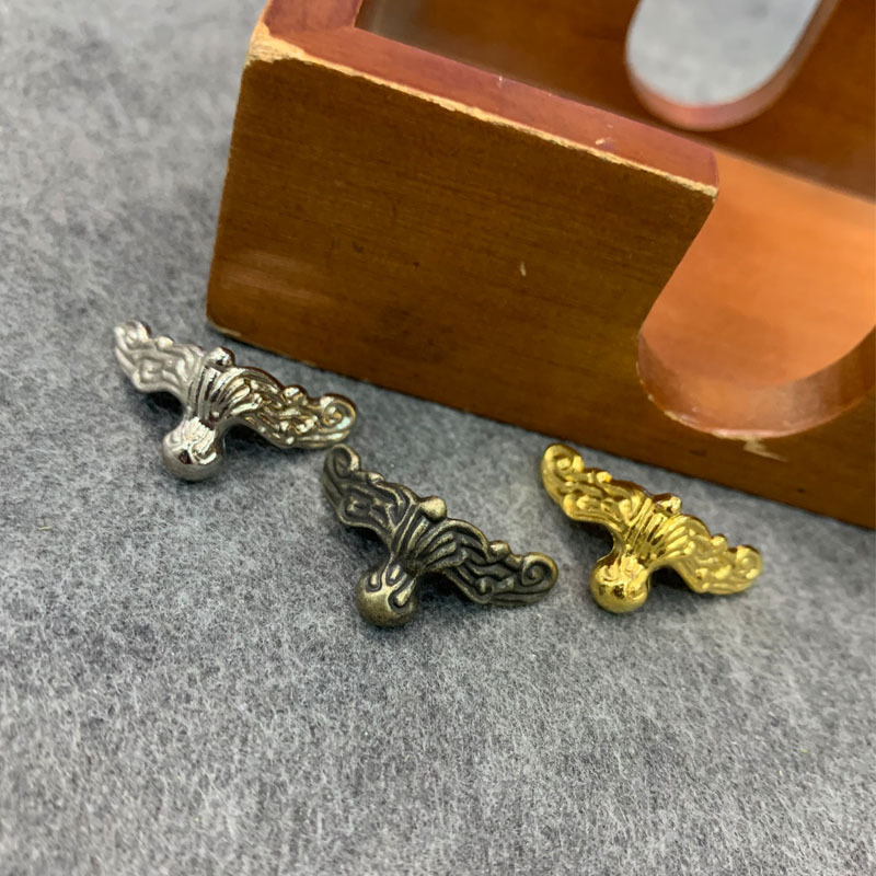 Hardware zinc alloy bottom corner small box paper box wooden box craft box cosmetic box accessories bottom corner small corner