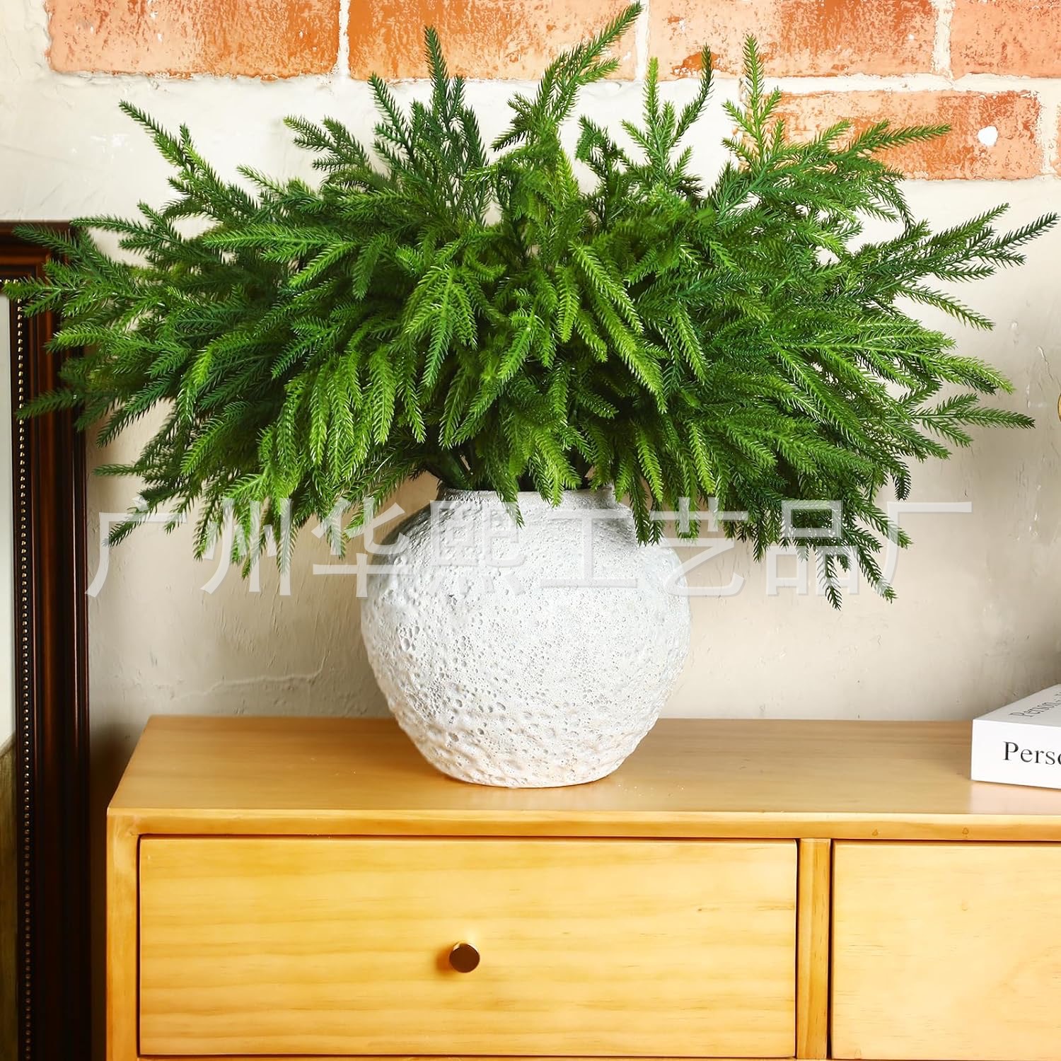 Cross-border simulation Christmas pine needle decoration plastic flower artificial decoration artificial flower plastic flower single pine branch