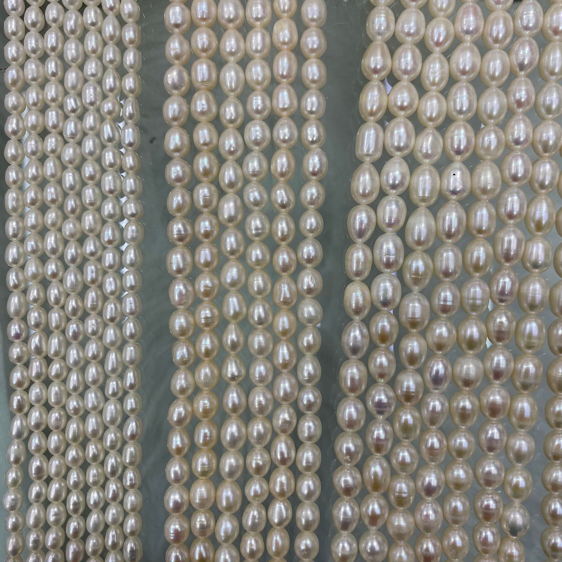 A variety of 5~6~7~8mm rice beads strong light light light pattern no flower skin natural freshwater pearl diy jewelry