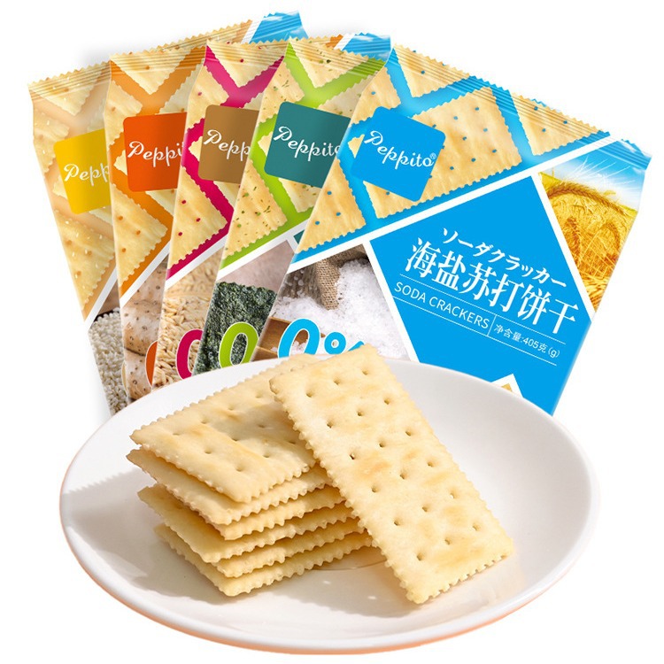 Peppito Low Sugar Sea Salt Soda Crackers 405g Salty Packaged Snacks for Pregnant Women Breakfast Soda Crackers