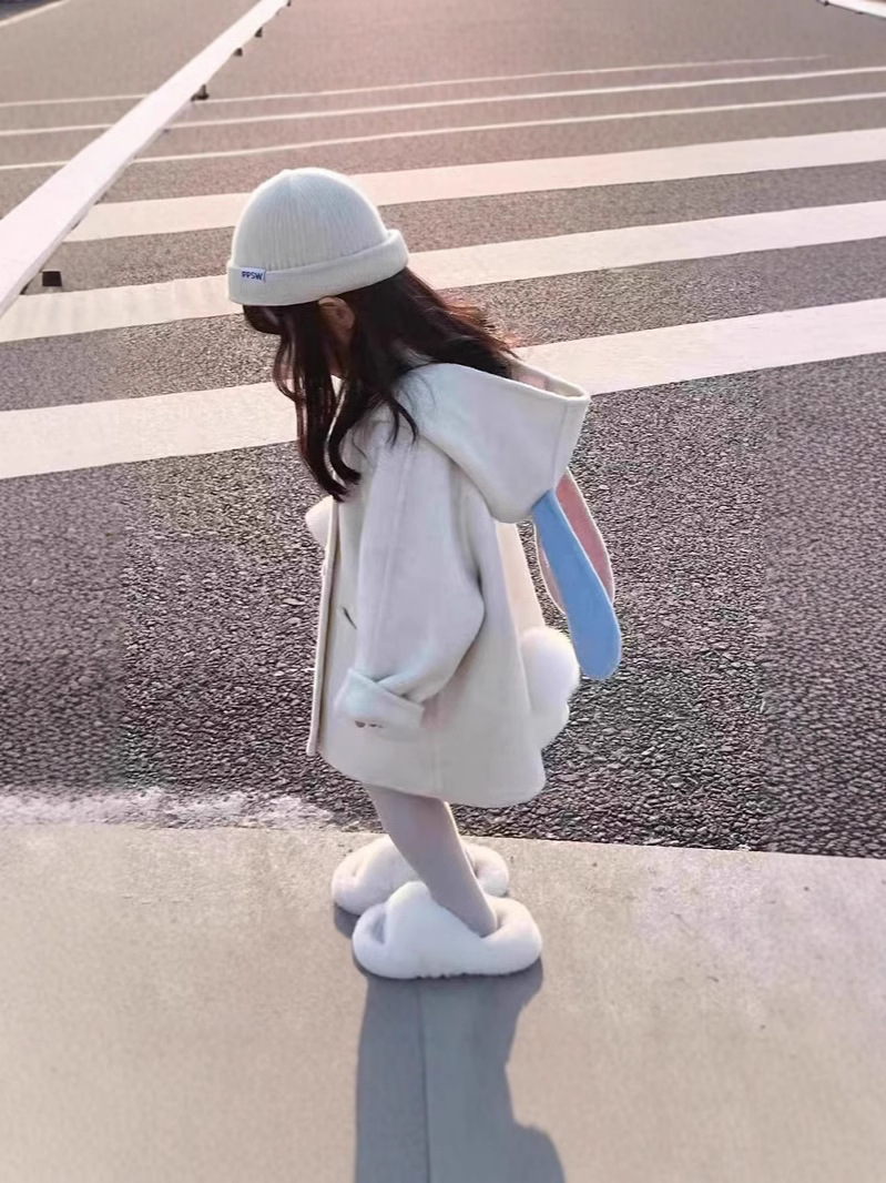 Girls' Woolen Coat fleece-lined Thickened 2024 Autumn and Winter New Cute Baby Girl Western Style South Korea Children's Woolen Coat