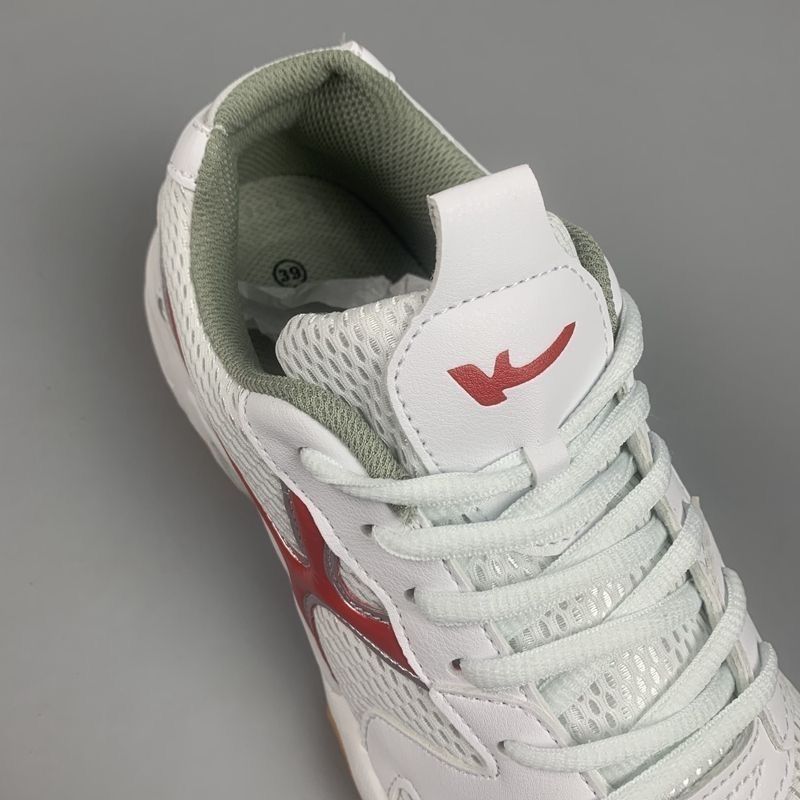 Men's and Women's Travel Shoes, Professional Table Tennis Shoes, Japanese Mesh Tendon Sole Anti-Slip Badminton Shoes, Factory Direct Sales