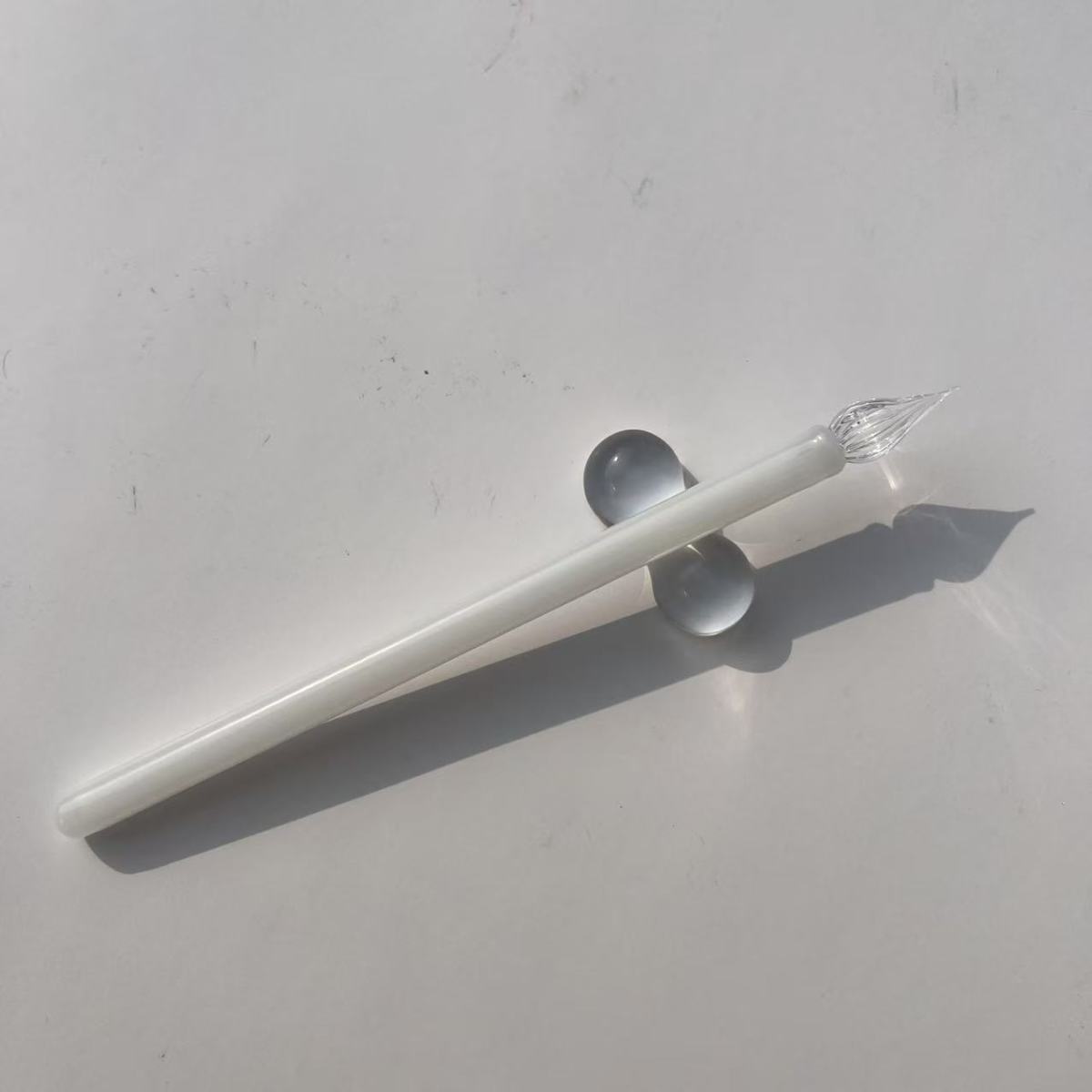 Crystal Glass Fairy Pen Set: a New Trend and a High-Looking Writing Artifact