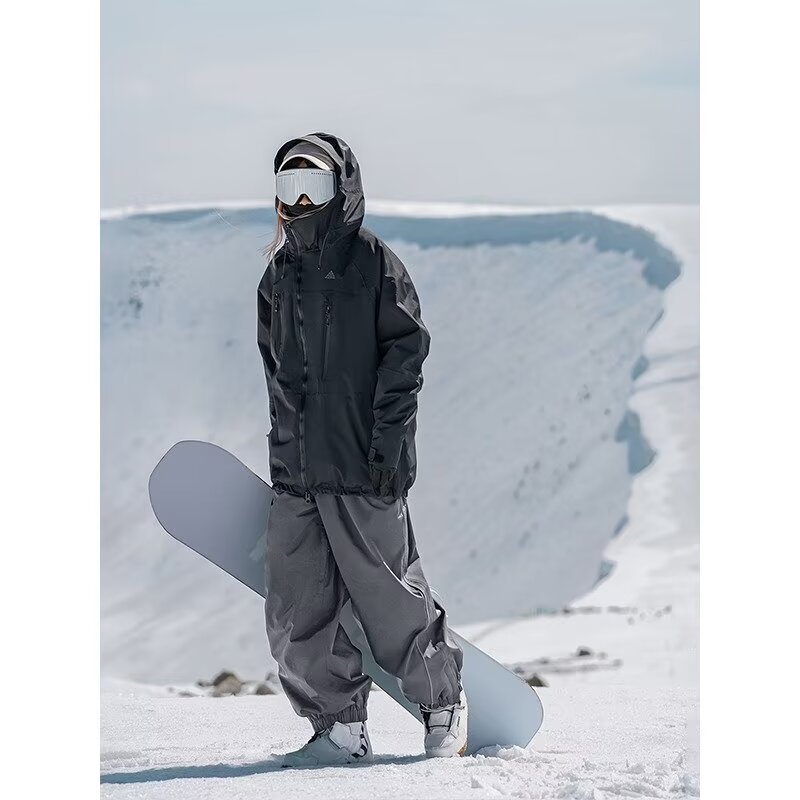 2024 Ski Pants for Men and Women Waterproof Windproof Loose Outdoor Sports Northeast Harbin Cold-proof Overalls