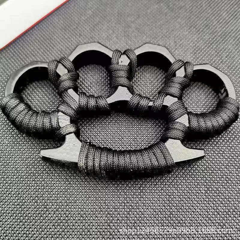 Self-Defense Finger Tiger Thickened Iron Fist Zinc Alloy High Hardness Iron Four Finger Fighting Self-Defense Car Broken Window Fighting Wolf Prevention