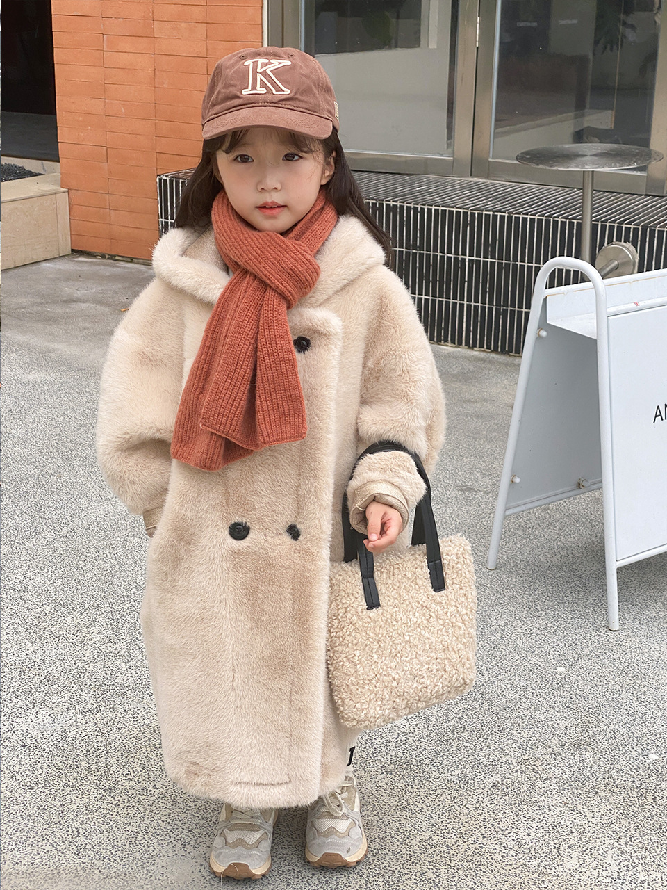 Children's Fur Coat Teddy Hooded Thickened Midi Mink Fleece Faux Fur Coat for Boys and Girls