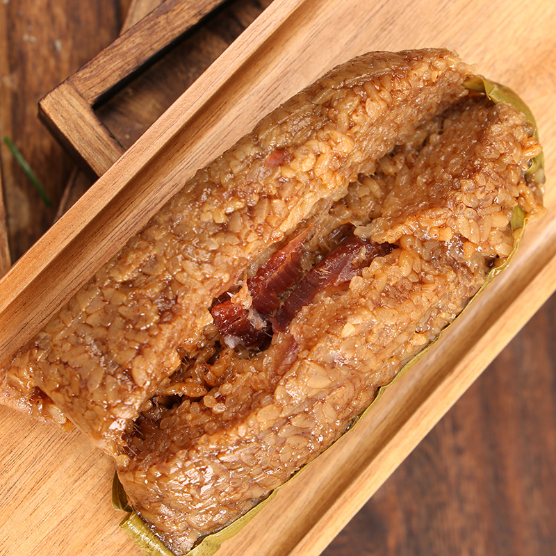 Hunan zongzi meat dumplings fresh meat big zongzi chestnut egg yolk meat dumplings mung bean salty dumplings handmade bulk Dragon Boat Festival wholesale