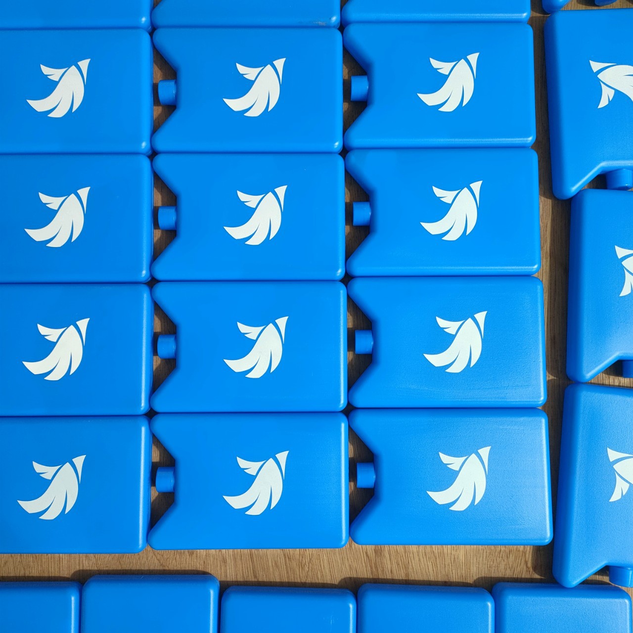 Yiwu Silk Screen Processing Pad Printing Hot Stamping Glass Aromatherapy Bottle Silicone Rubber Material Printing