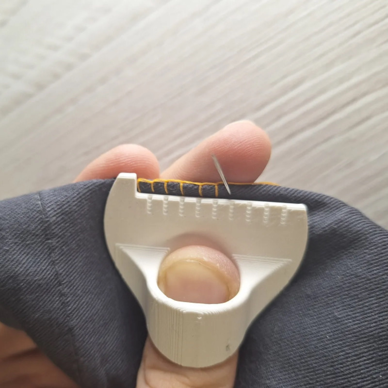 DIY Hand Sewing Auxiliary Tools Household Sewing Edge Locking Sewing Template Accessories Fabric Practical Helper