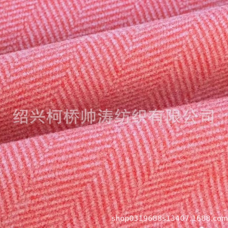 New British Herringbone Semi-worsted Wool Autumn and Winter Thickened Large Herringbone Wool Coat Fabric in stock Small Fragrance