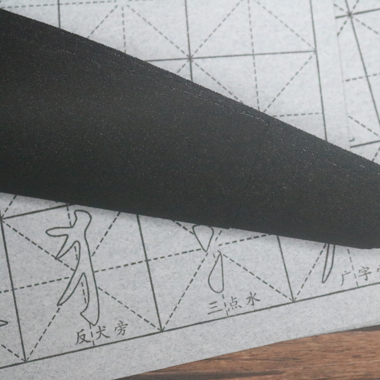 Manufacturer Wholesale Student Beginner Basic Calligraphy Tracing Red Brush Practice Clear Water Display Word Gray Imitation Xuan Water Writing Cloth