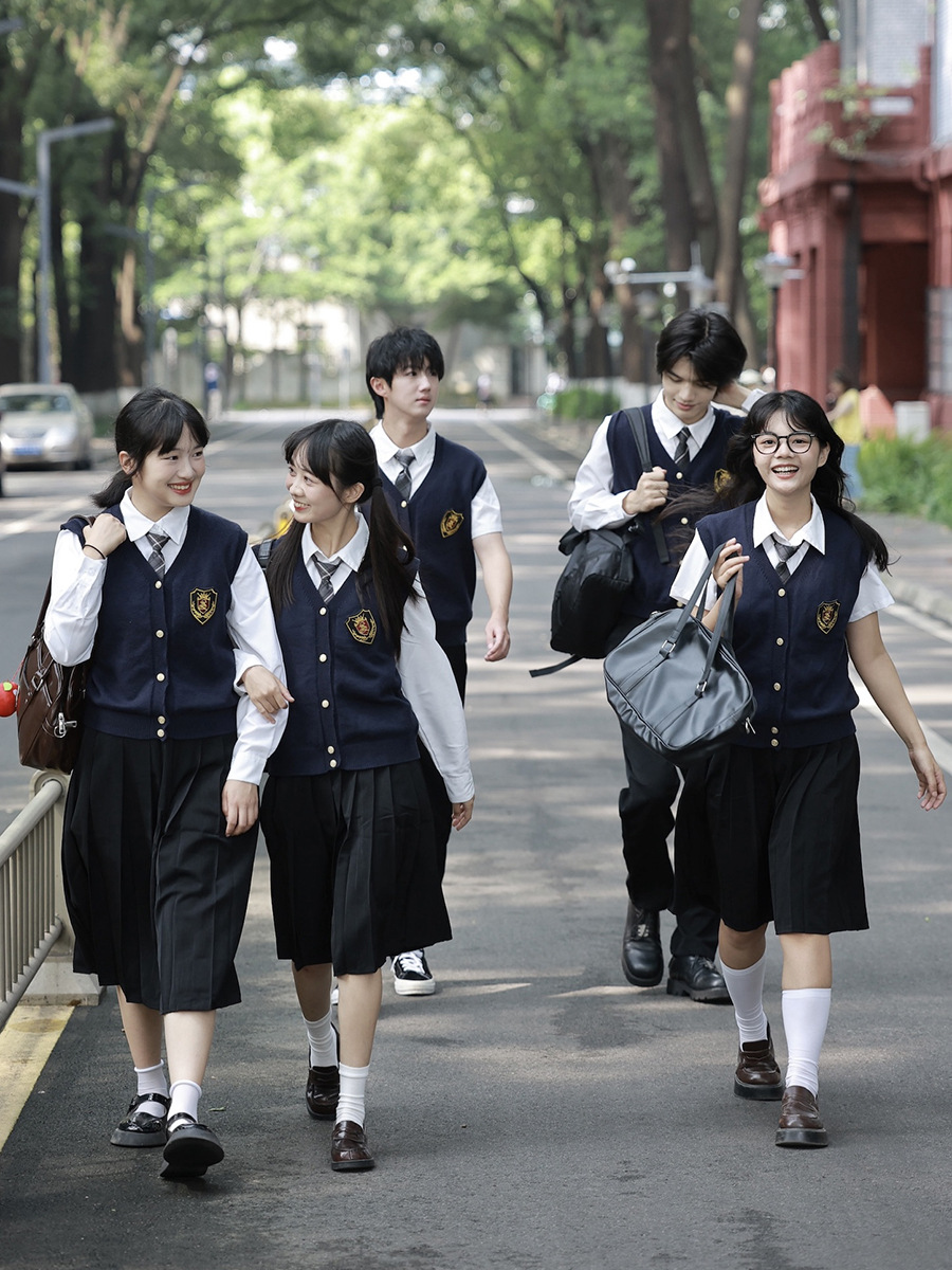 Japanese College Style Class Clothing Sweater Vest Performance Clothing Junior High School Students High School Games Graduation School Uniform suit