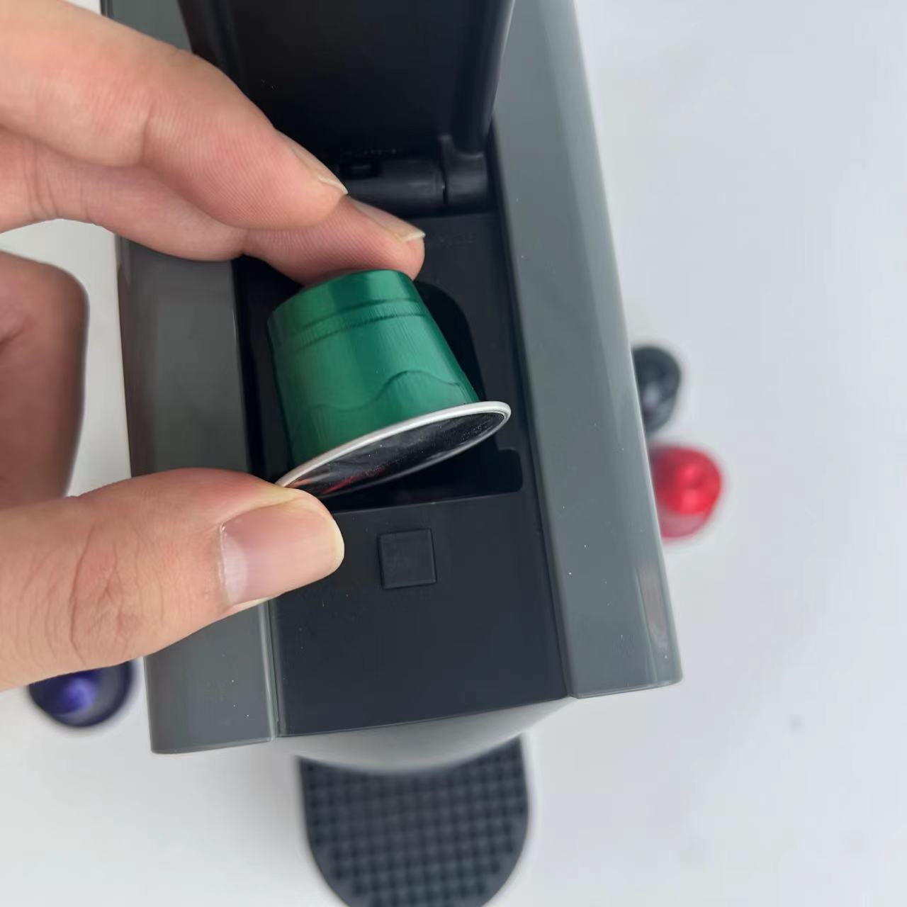 одноразовая алюминиевая пустая цветная алюминиевая фольга капсула для кофе 15 мл с горячей крышкой, машина для капсул кофе