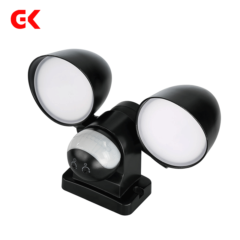 Remote control Cup type double head human body induction lamp outdoor courtyard wall lamp garden villa swimming pool projection lamp manufacturers