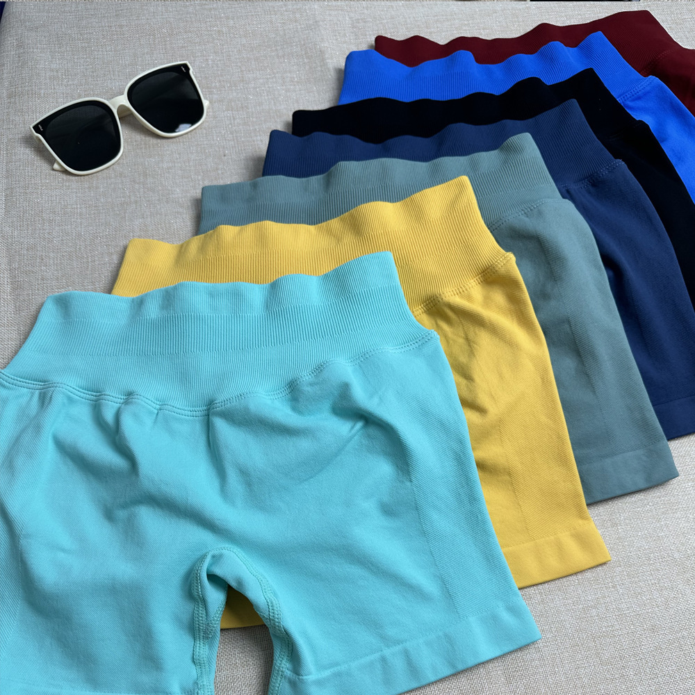 Популярные бесшовные шорты для йоги с утягивающим эффектом, три секции на талии, в цветах конфет, кросс-бодибилдинг