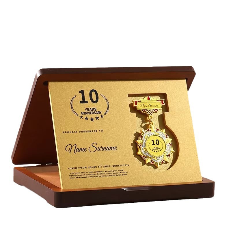 Medal and Badge Wooden Box Storage, Engraved Commemorative Coin, Military Service Badge Box, Brooch Gift Box, Solid Wood Packaging Box
