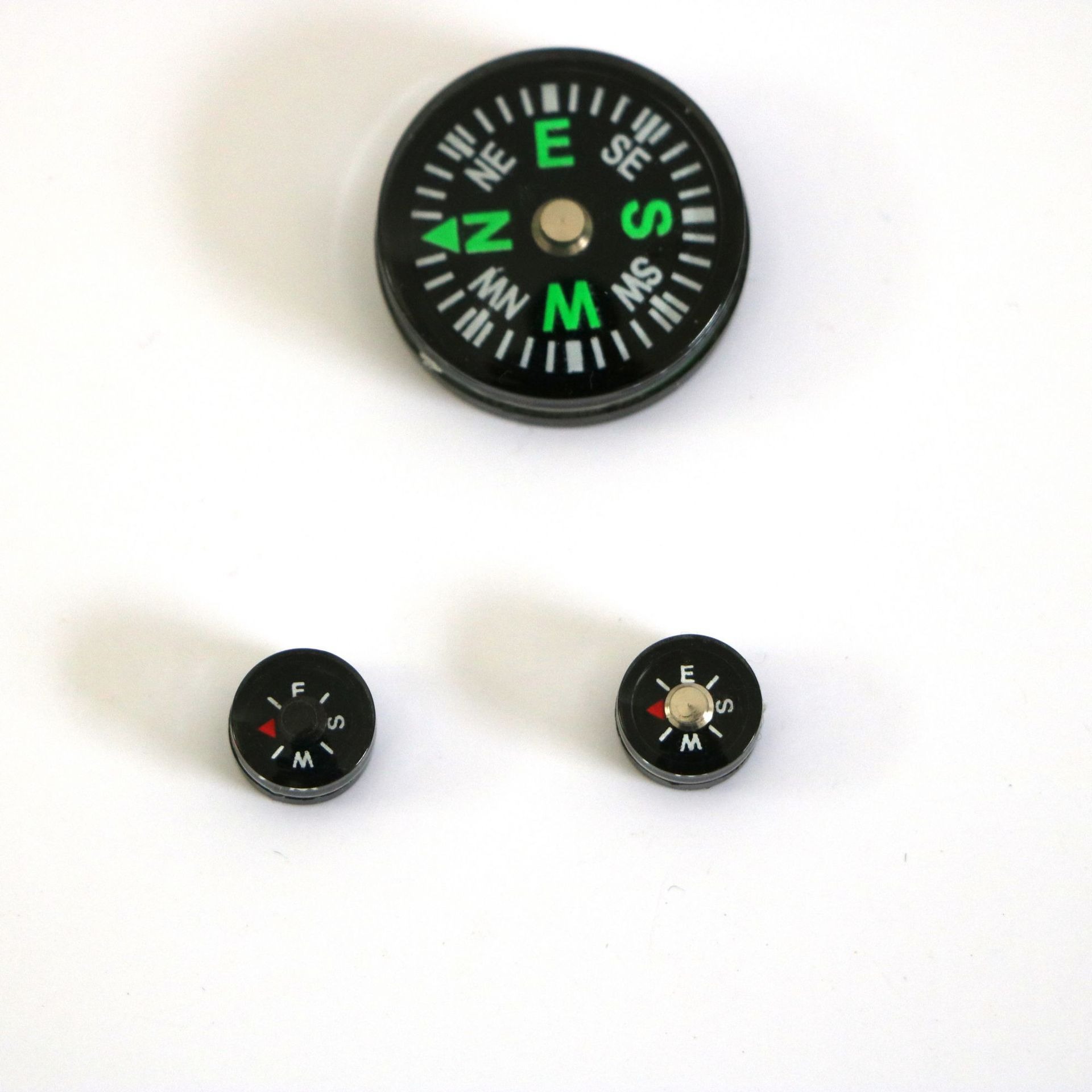 Professional manufacturers supply outdoor small compass miniature plastic compass outer diameter 9.6mm oil injection compass