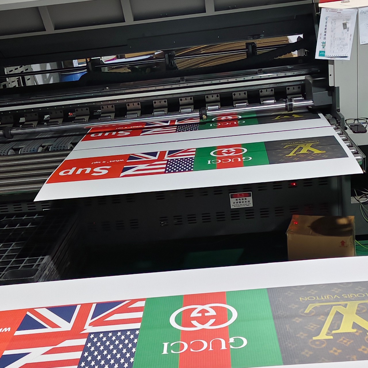 Carton Sizes Can Be Changed, Complete Range of Categories, Logistics Boxes, Digital Color Printing, White Corrugated Paper Boxes, Logistics Packaging Boxes