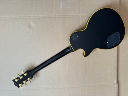 Black Yellow Edge Yellow Logo Three Pieces Pickup Electric Guitar