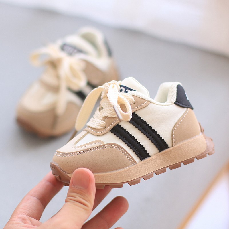 Baby Shoes Boys Toddler Shoes Spring and Autumn Soft Sole Girls' Non-slip Breathable Forrest Gump Shoes Children's Skate Shoes White Shoes