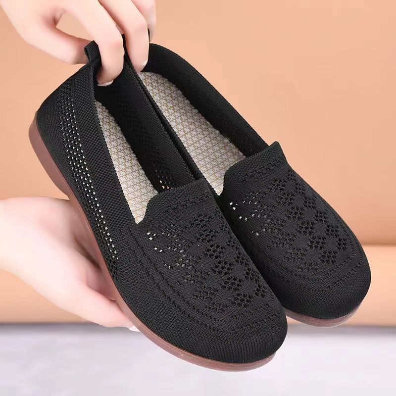 Non-Slip Shoes for the Elderly, Women's Summer Wide Feet, Super Soft, Wear-Resistant, Lightweight Granny Shoes, Low-Top Fly-Woven Mesh Old Beijing Shoes, Cut Out