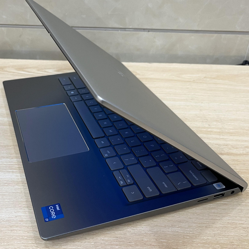 Wholesale lingyue 5510 5410 /i5-11300H g/16g memory/512g/14.15.6 inch/notebook