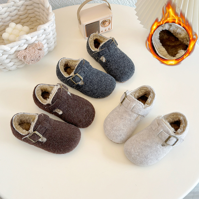 Детские хлопковые туфли, новая осенне-зимняя модель 2025 года, девичьи туфли в корейском стиле, большие хлопковые туфли для мальчиков, модные, универсальные, с флисовой подкладкой