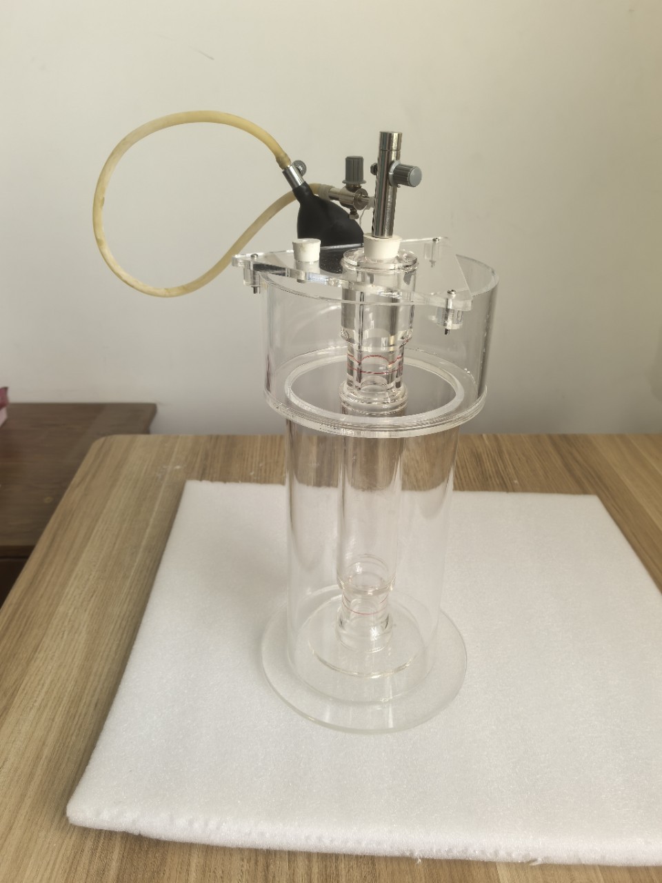 Precision Type Water Flow Calorimeter