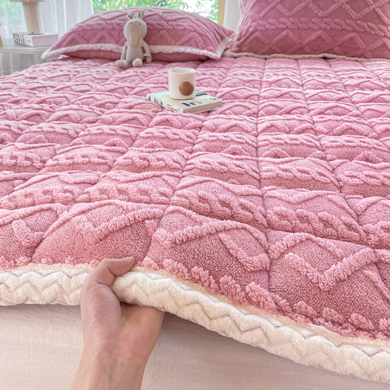 Class a Lamb Velvet Soft Mattress Winter Taffeta Student Dormitory Mattress Warm Corn Velvet Mattress Home Comfort