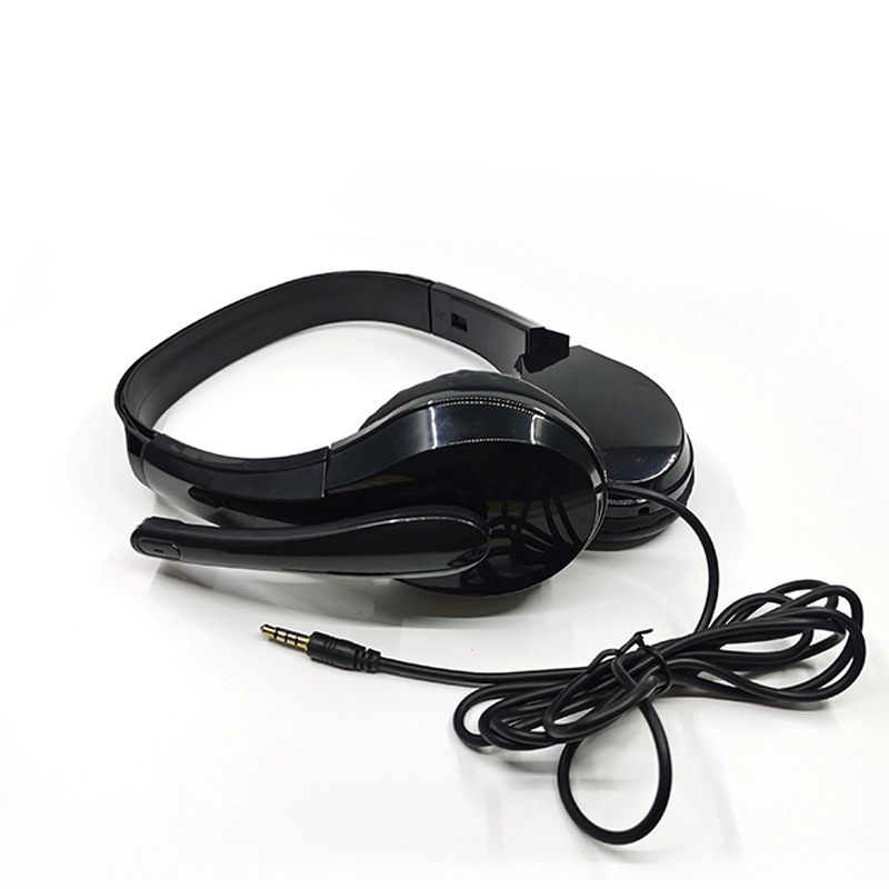 Cross-border 688 headset wired folding electric piano sports gift game mobile phone headset wholesale foreign trade