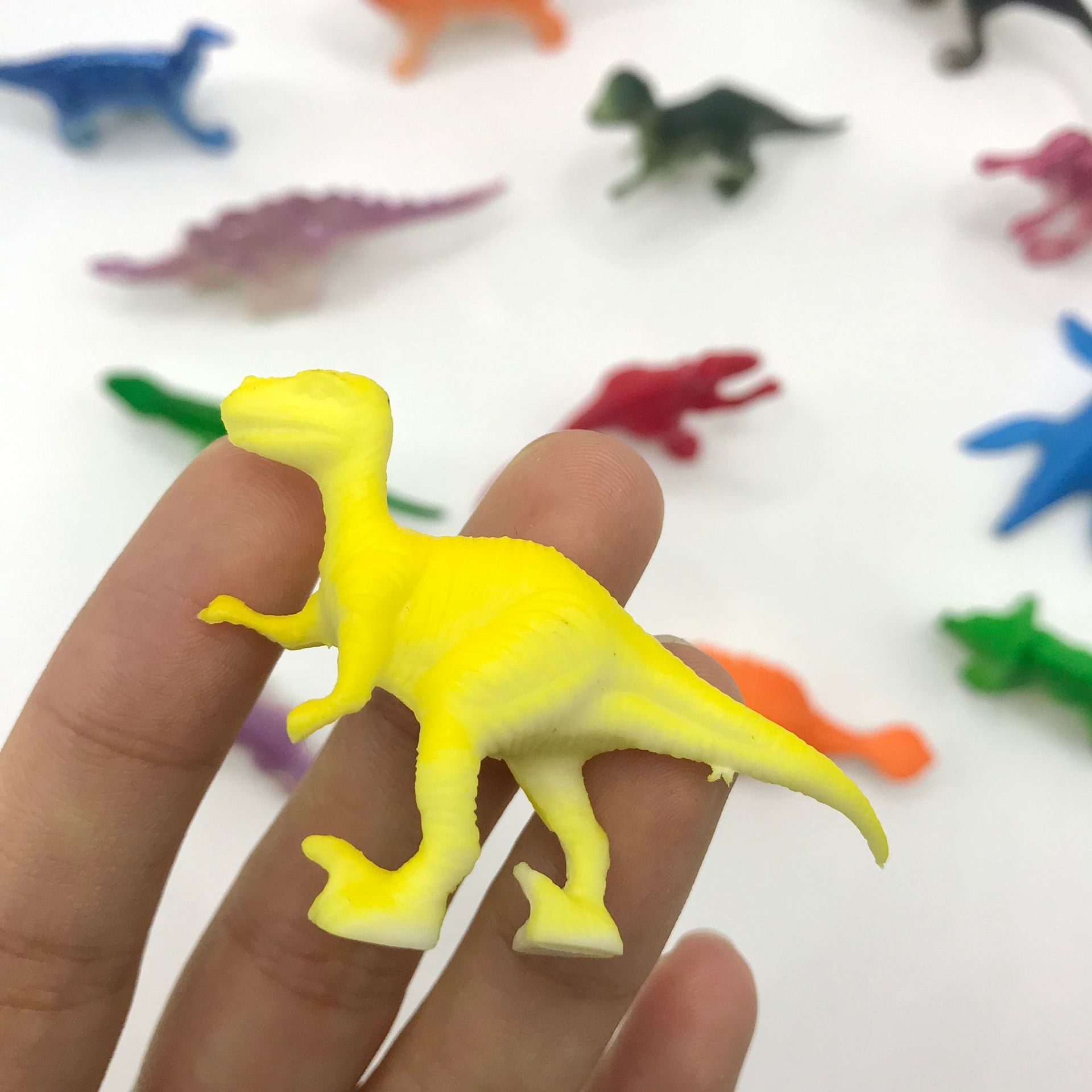 New Simulation dinosaur toy small size dinosaur model dinosaur toy suit Tyrannosaurus Rex kindergarten wholesale
