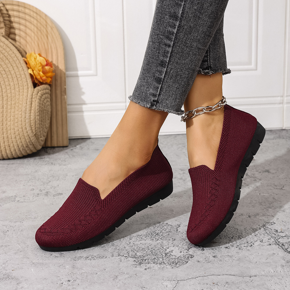 Large Size Old Beijing Cloth Shoes for Women New Spring and Summer Breathable Fly Woven Mesh Shoes Shallow Mouth Breathable Non-Slip Elderly Mother's Shoes