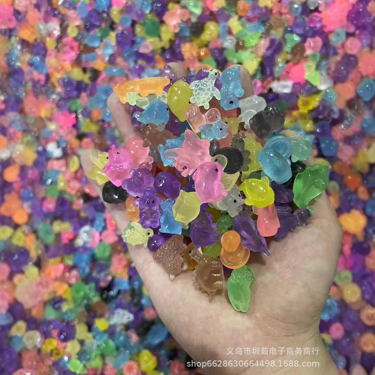 Source Factory Supports Labeling, Packaging, Self-Pickup, English Bags, Luminous Animal Blind Bags, Mini Animal Independent Packaging