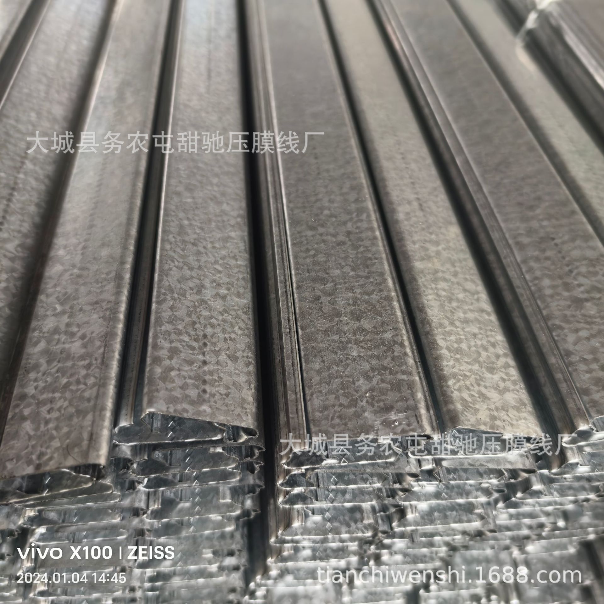 Factory in stock greenhouse accessories galvanized film card slot planting shed 0.6 aluminum zinc greenhouse card slot