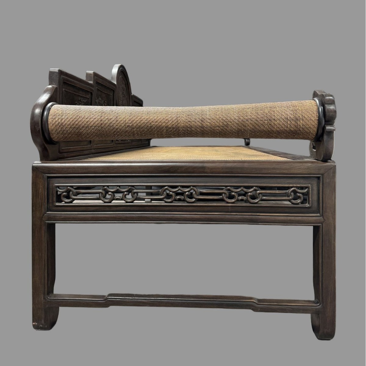 J39 Qing Dynasty Redwood Beauty Couch (189*83.5*95.5)