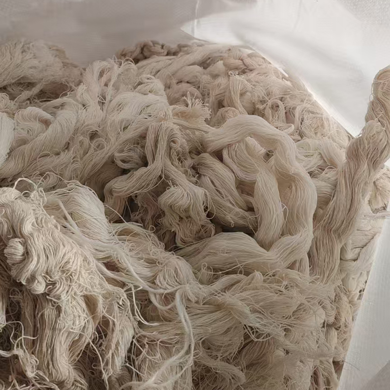 Cleaning Supplies for Wiping Machine Parts, Cleaning Oil-Contaminated Parts, Cleaning Heavy Industrial Products, and Removing Oil