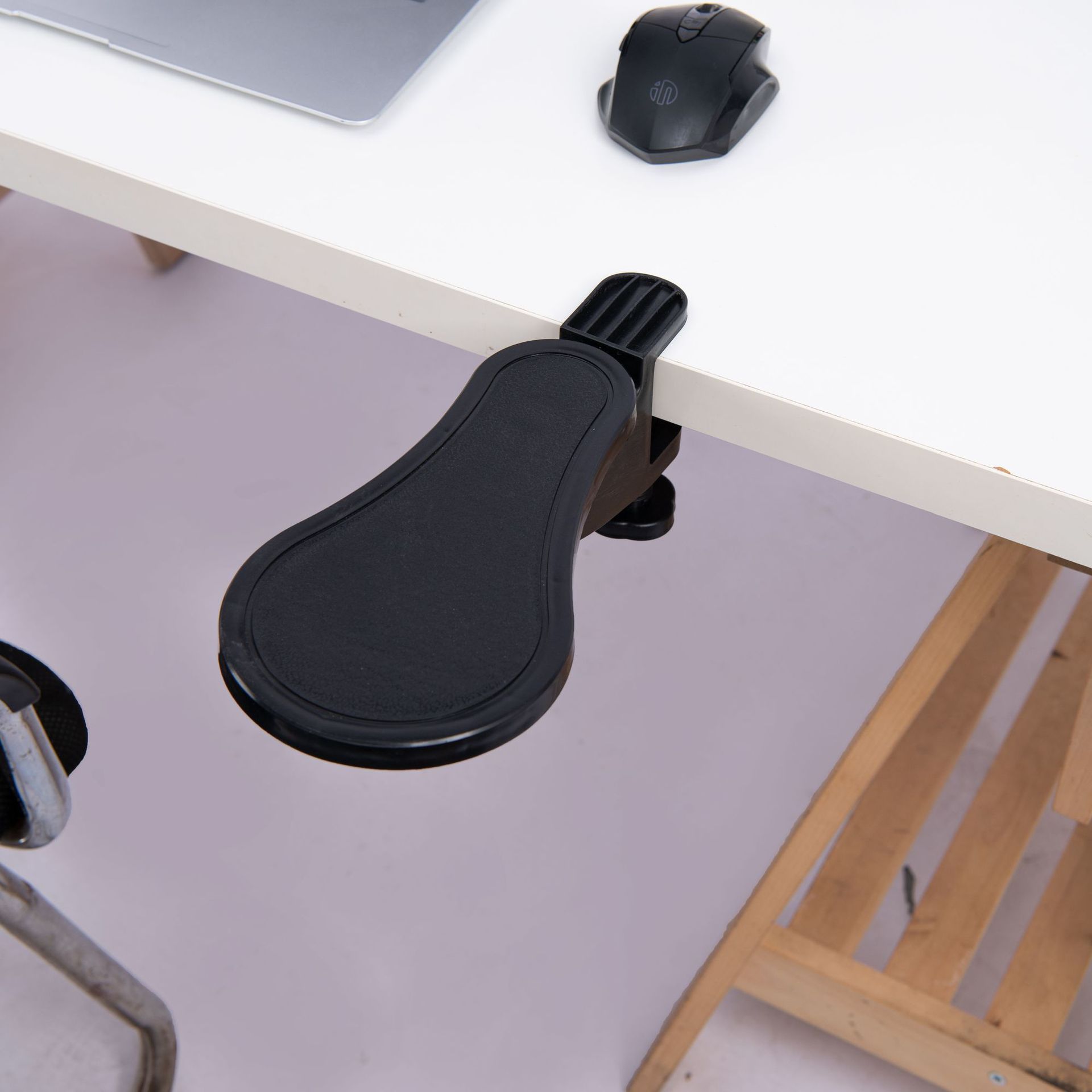 Computer Hand Rest Arm Support Frame Computer Desk Hand Rest Board Wrist Mouse Pad Creative Rotatable Arm Support