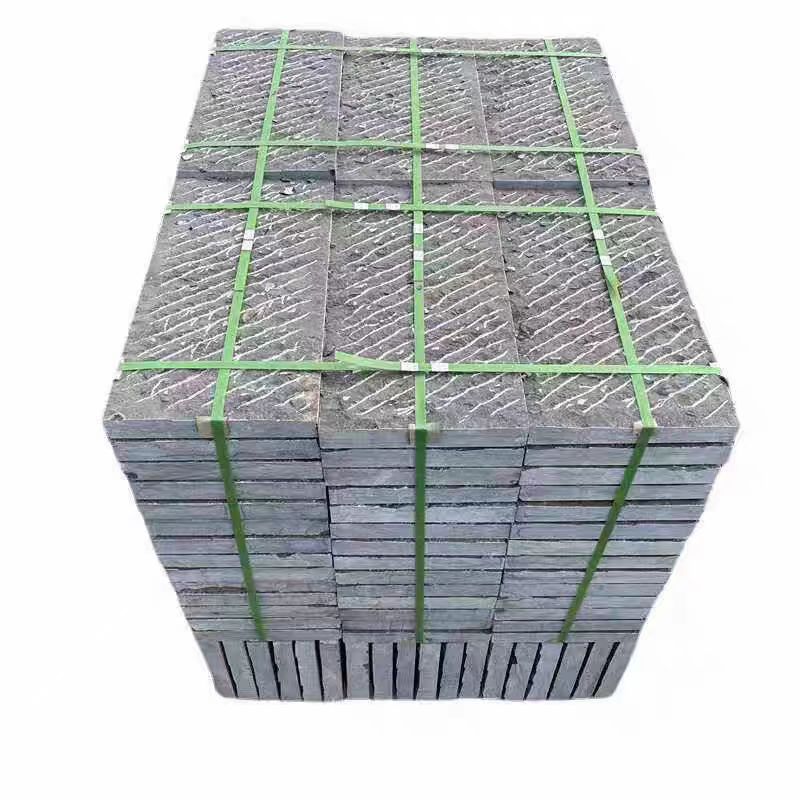 Blue Stone Garden Paving, Chiseled Surface Blue Stone, Antique-Style Cultural Stone, Sidewalk Hand-Carved Surface, Non-Slip Blue Stone