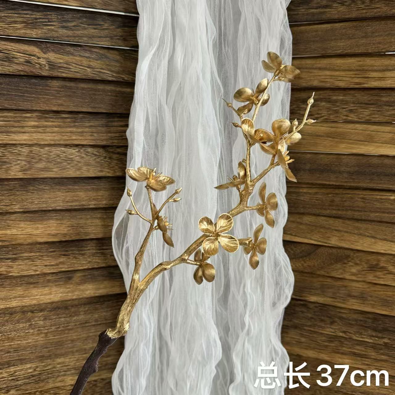 Factory wholesale New Year artificial flower fan leaf red berry festive supplies Fu barrel material diy flower arrangement New Year fake flowers