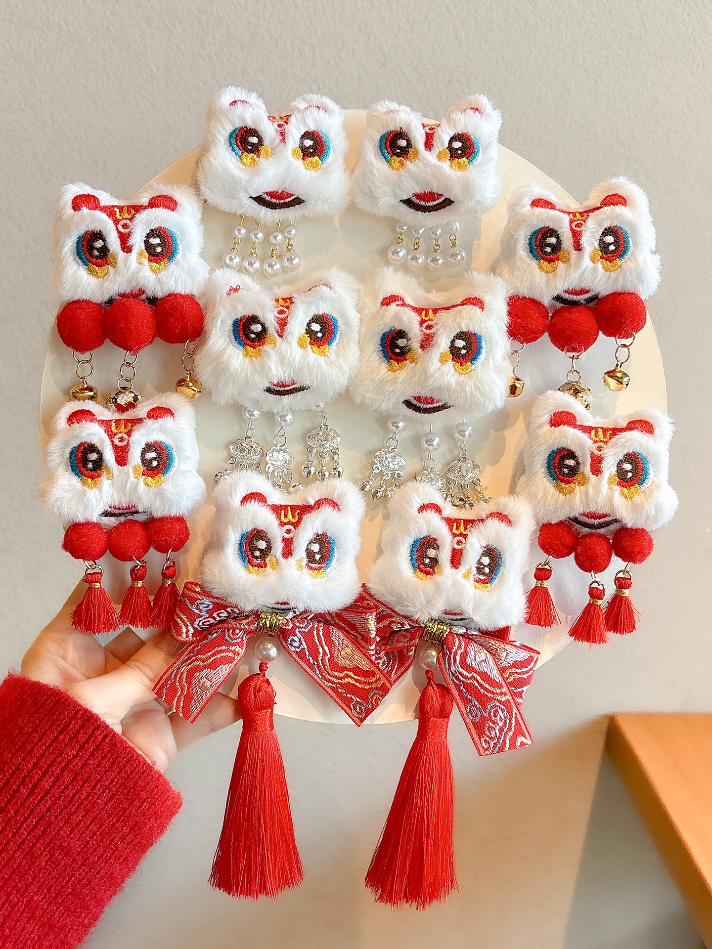 Children's Plush Lion Awakening Hairpin 2025 New Style Girls New Year Antique Style Headwear Girls Cute Hairpin New Year Hair Accessories