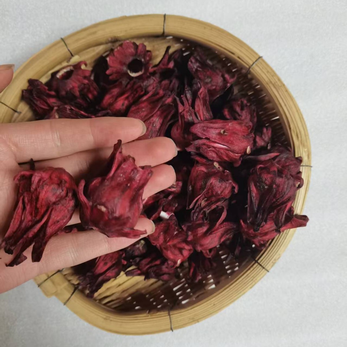 Freeze-Dried Roselle Flower Bulk Yunnan Roselle Whole Flower Tea Direct from Manufacturer Wholesale and Delivery Yunnan Specialty