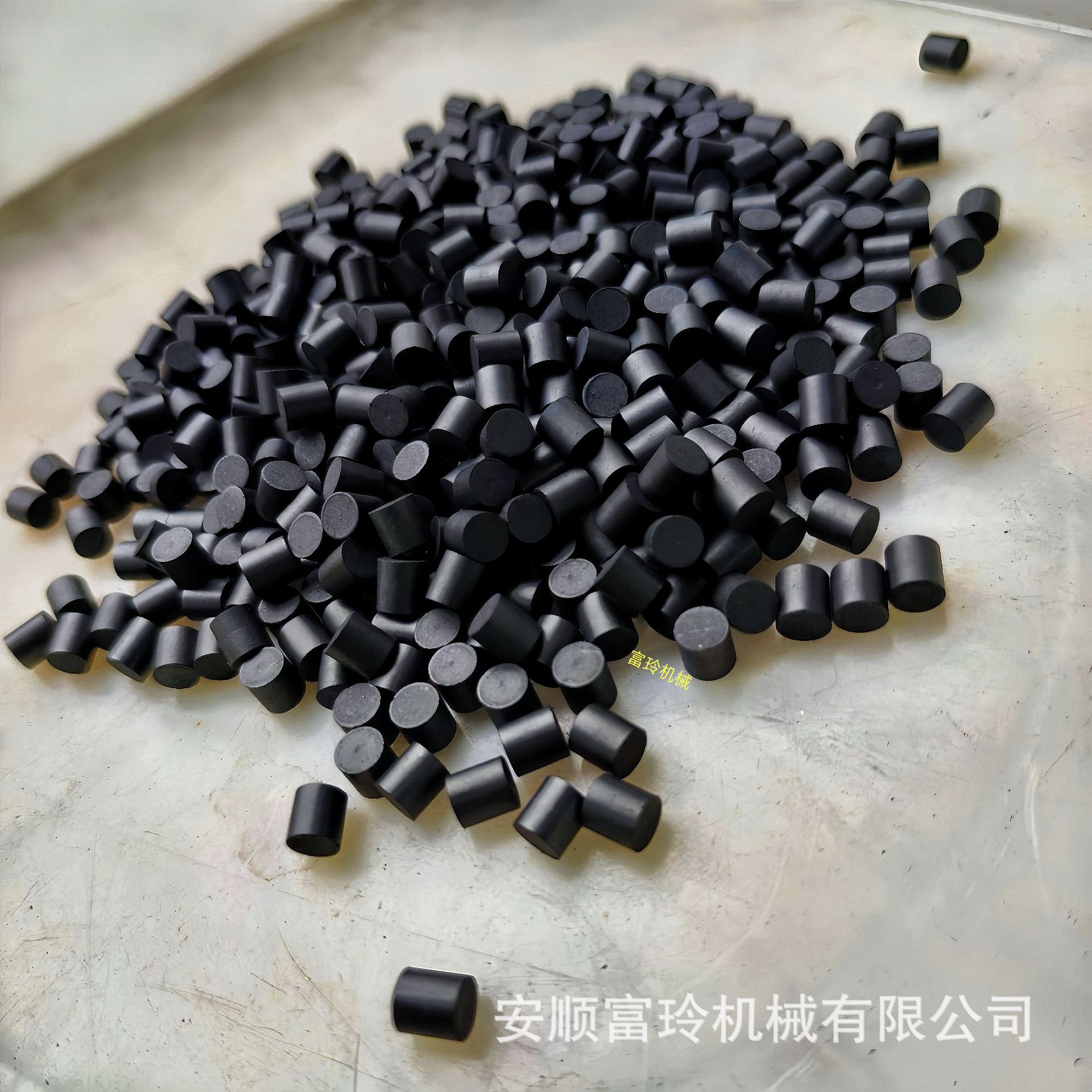 Diameter 2-14 Self-Lubricating Graphite Copper Sleeve Special Self-Lubricating Graphite Column/Pressed Particles with Oil Content
